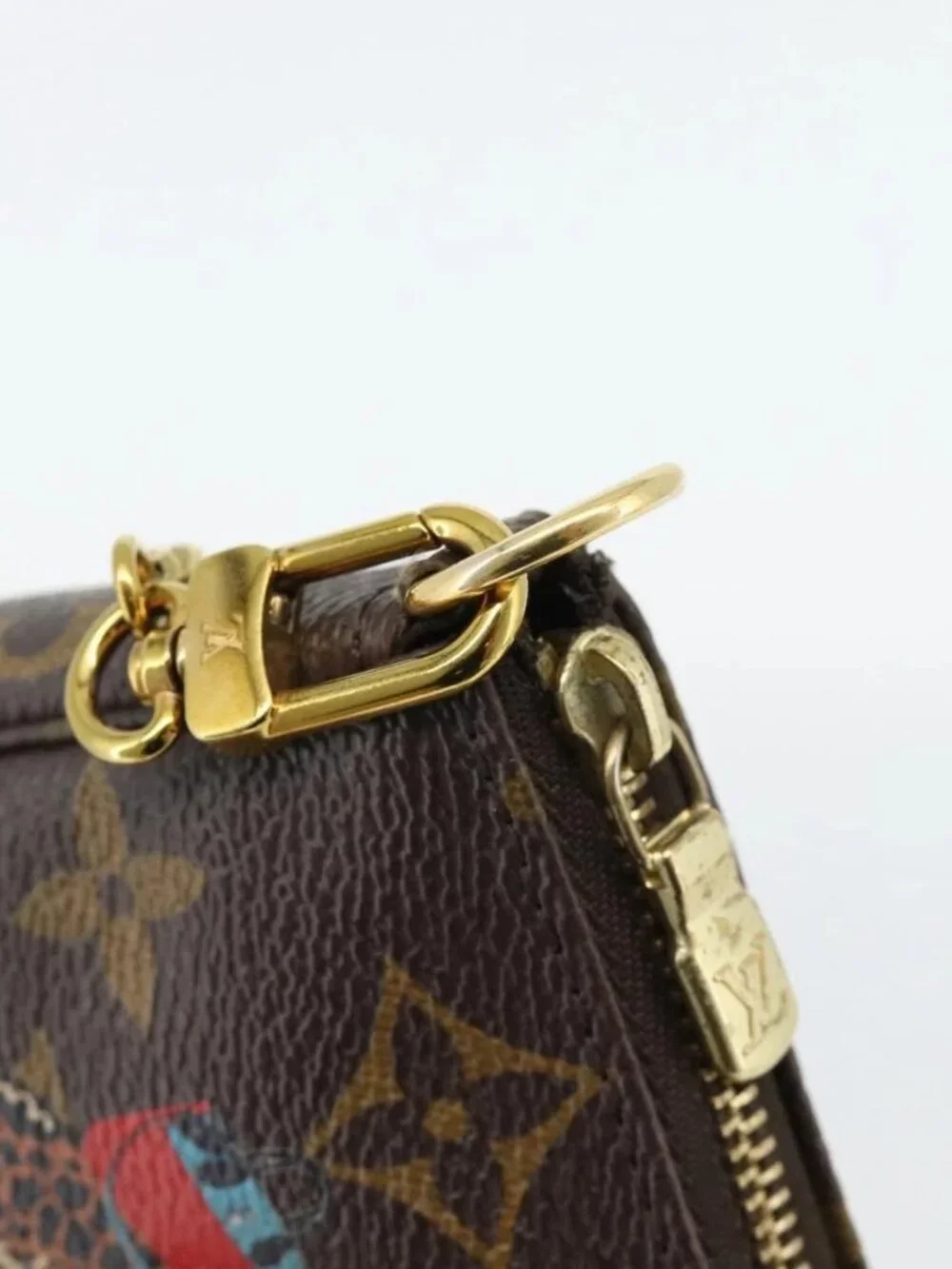 LOUIS VUITTON Monogram Giraffe Mini Pochette Pouch M62087 LV Auth 181445V